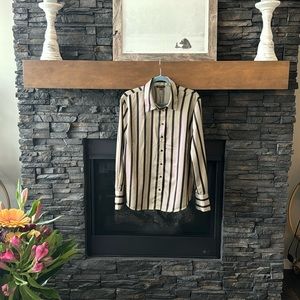 Beautiful satin pinstripe,‎ black and gold blouse from Dynamite